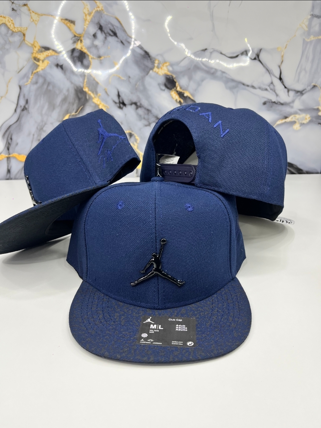 Jordan Plana Azul