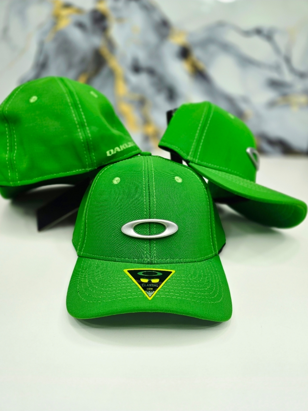 Oakley Verde