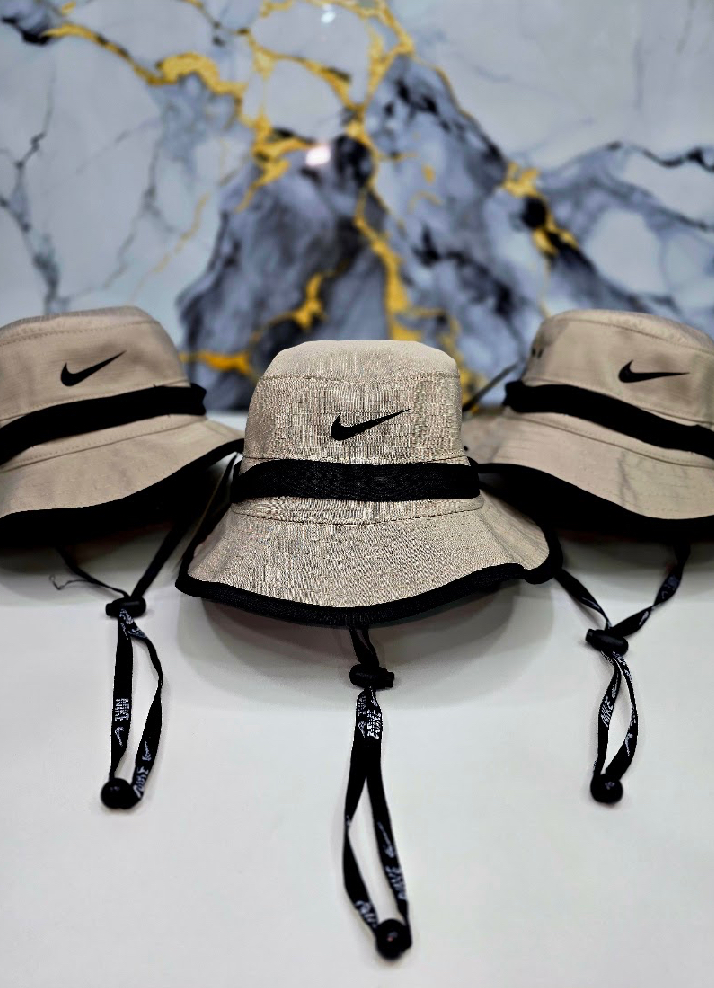 Piluso Nike beige 