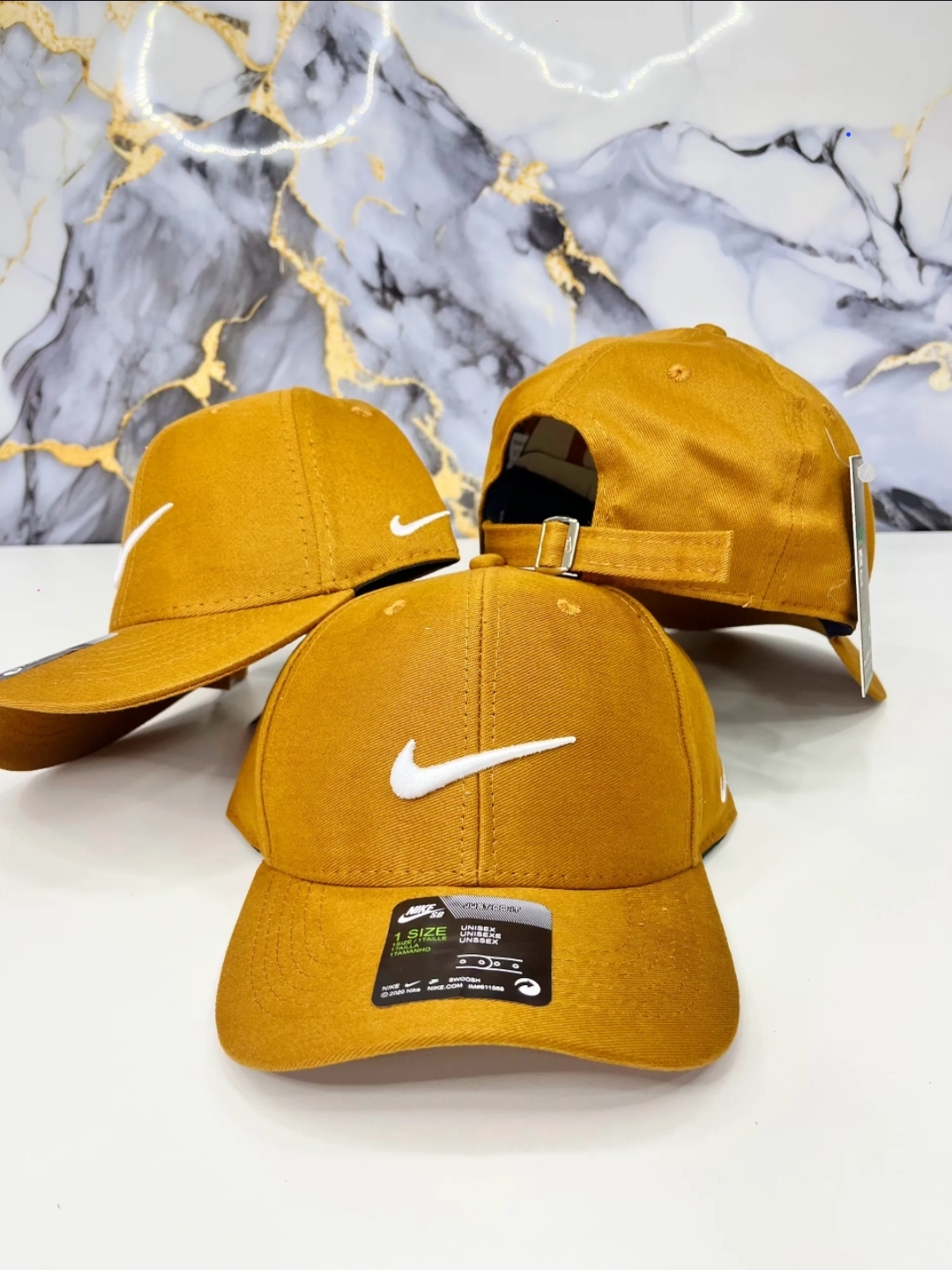 Nike Bordado Mostaza