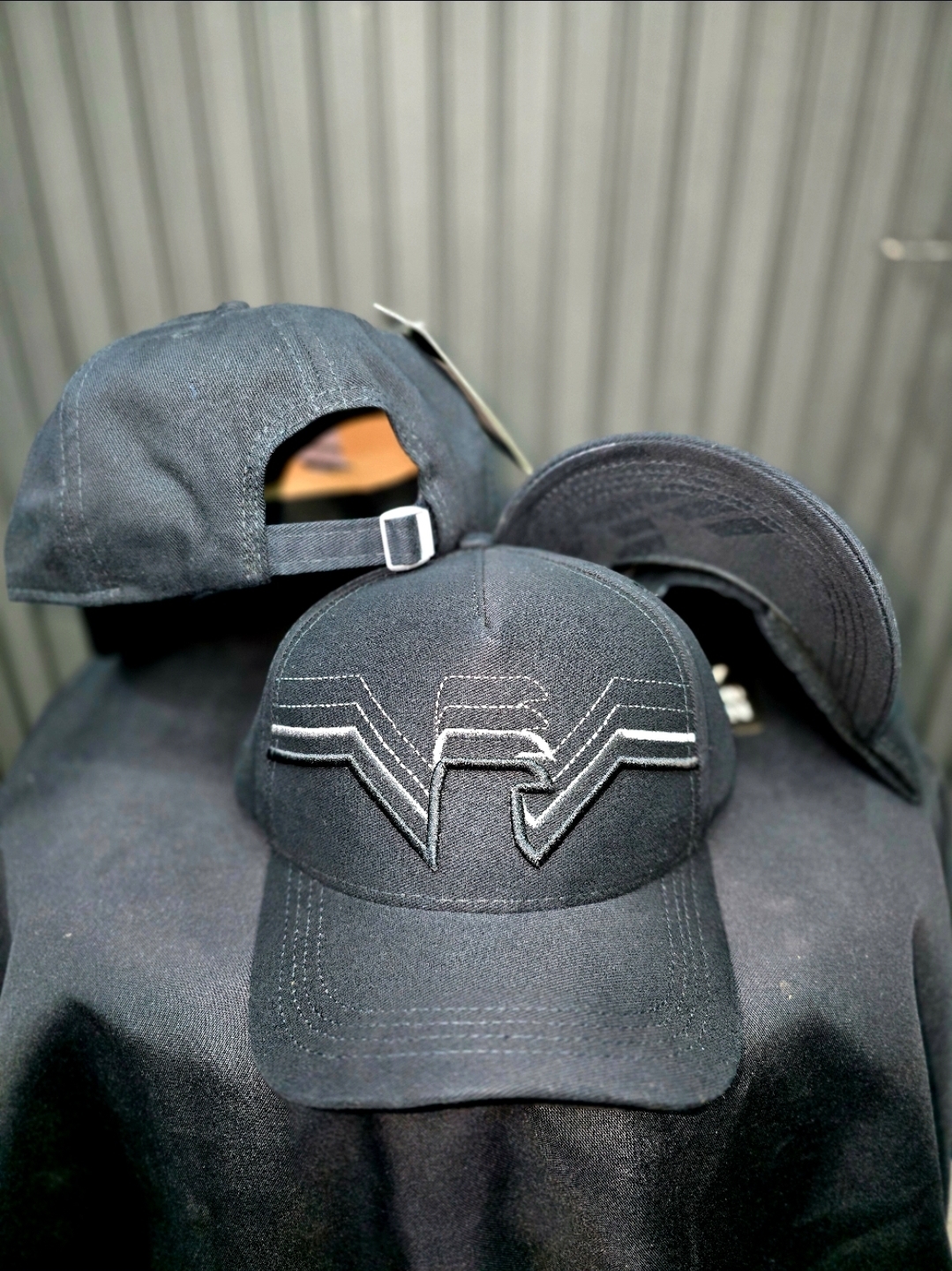 Emporio Armani Negra