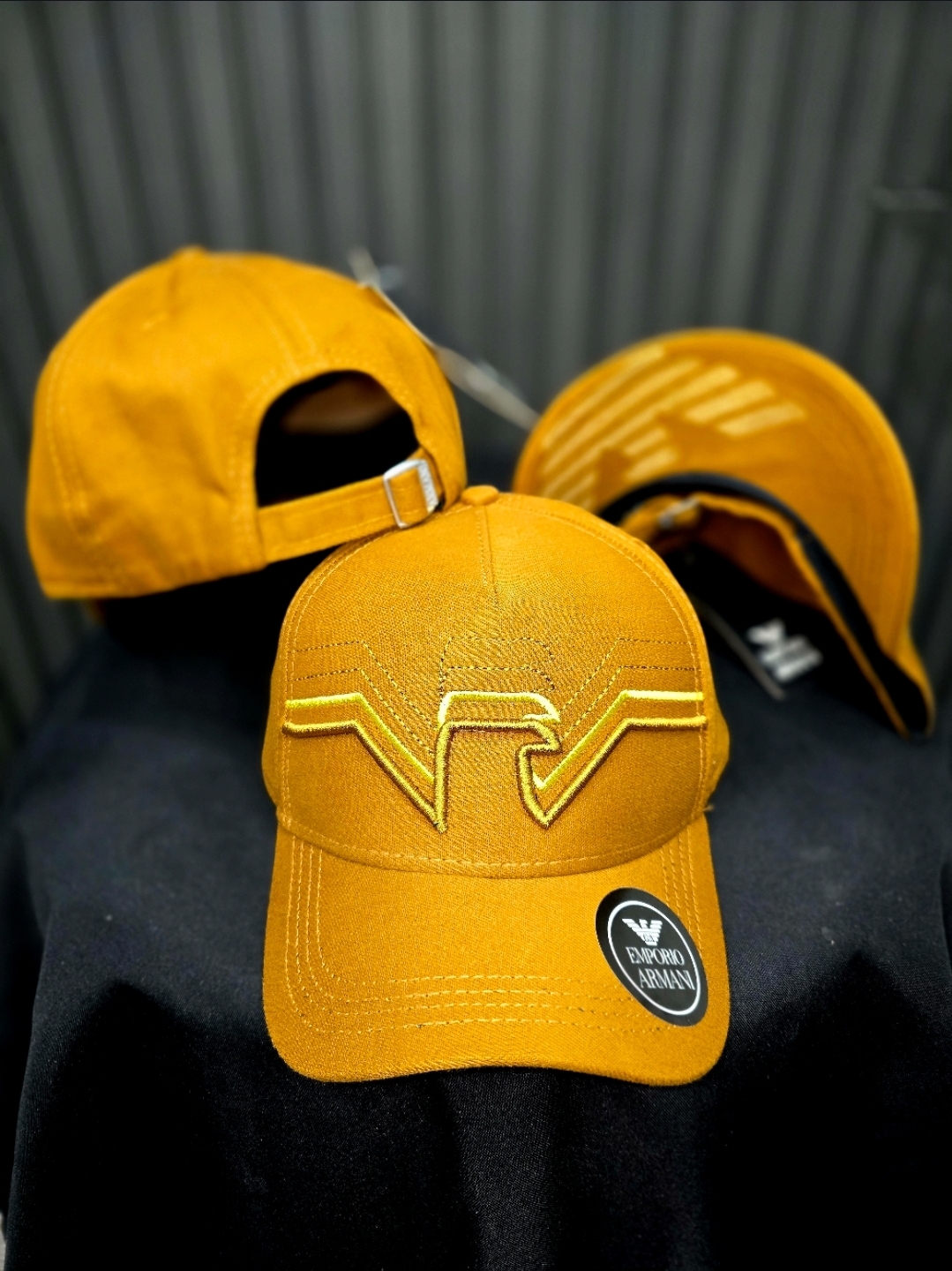 Emporio Armani Mostaza