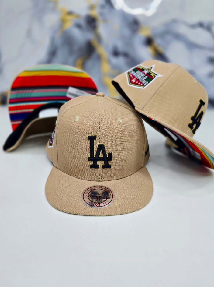 Cerradas Forradas “LA” beige 