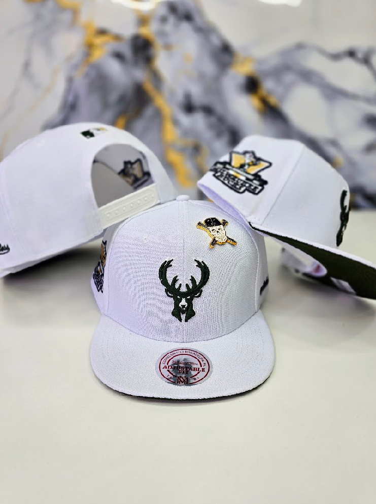 “BUCKS” blanco 