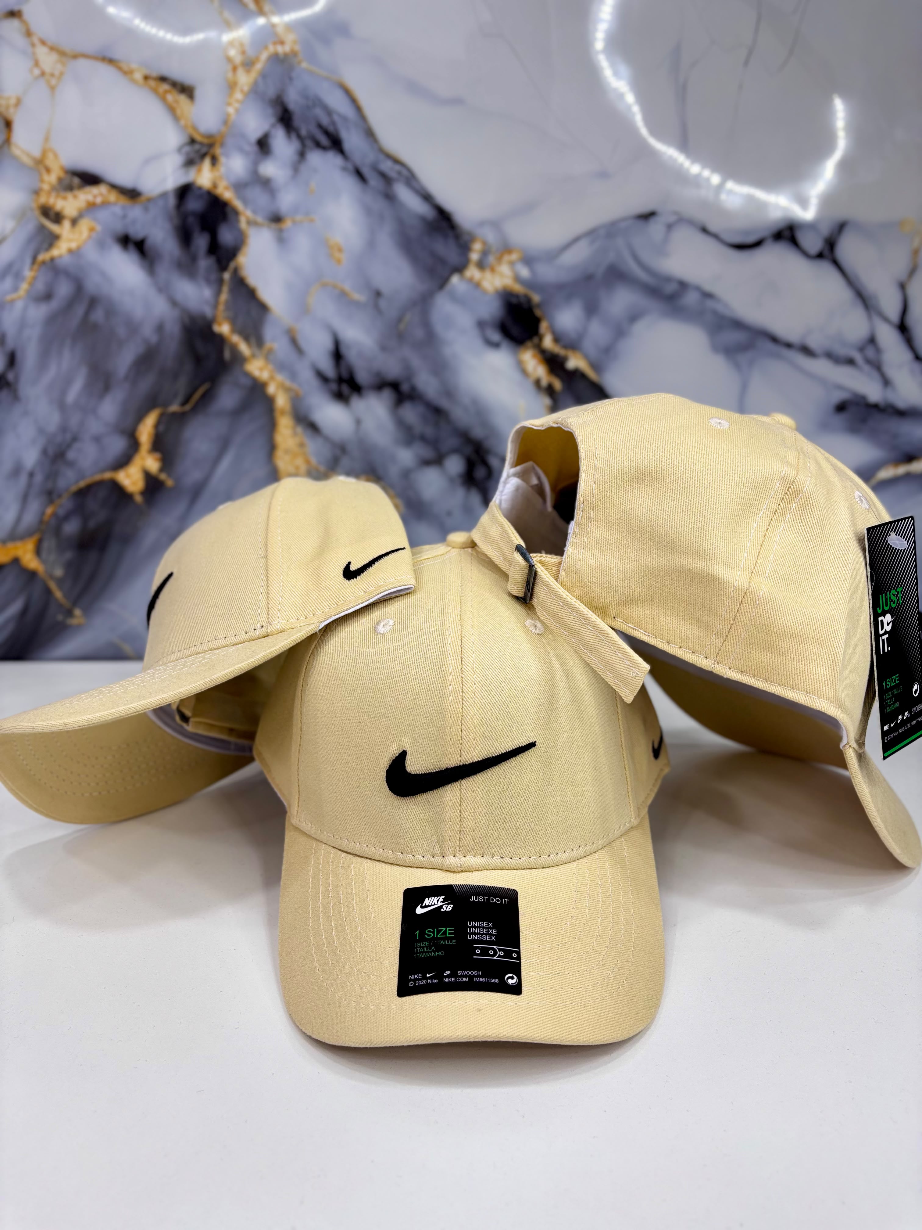 Nike bordado