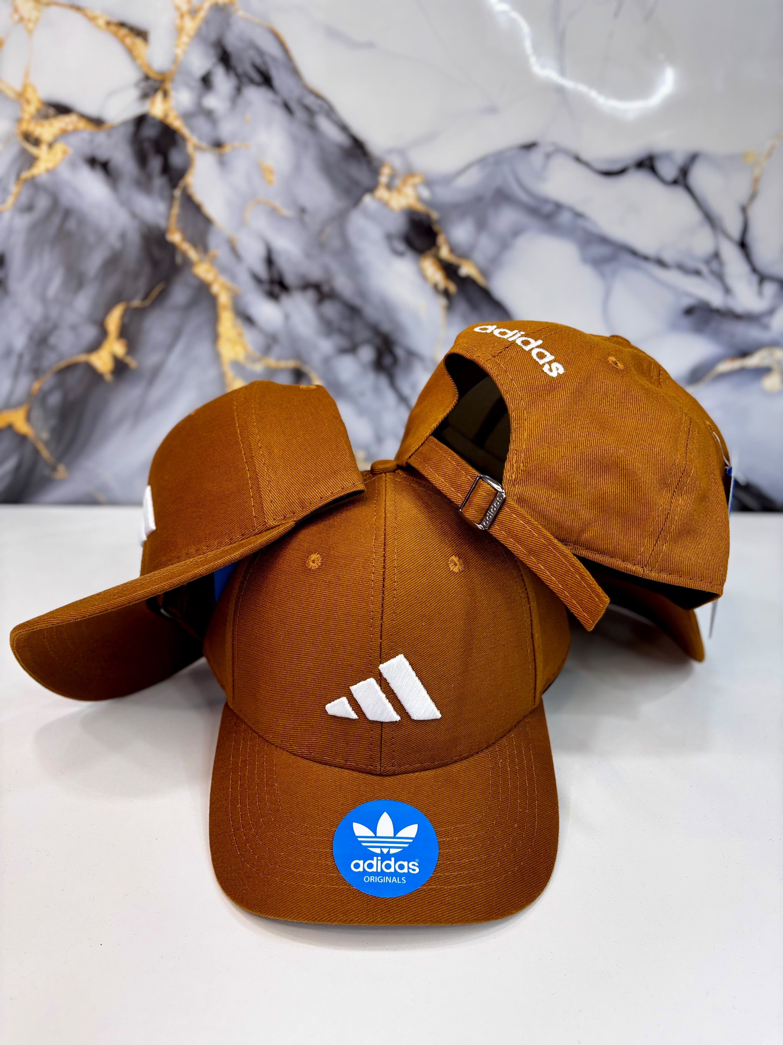 Adidas bordado 