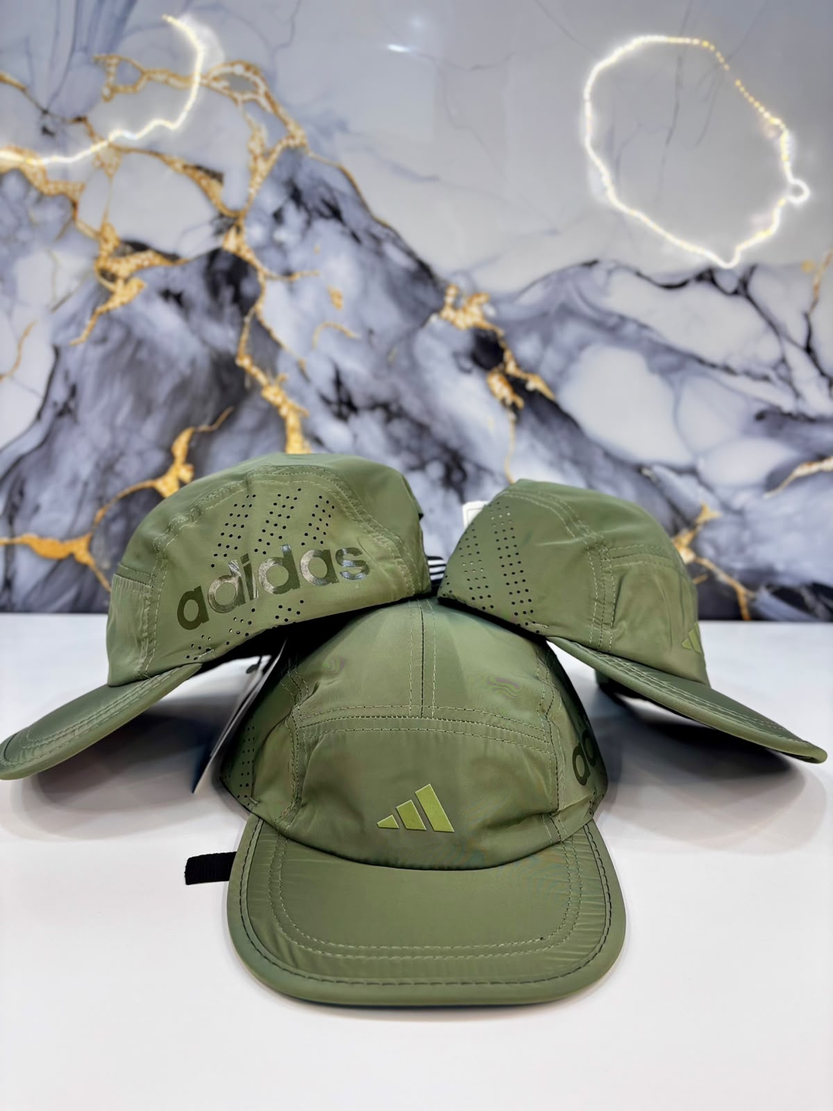 ADIDAS DRI FIT MOLLY 