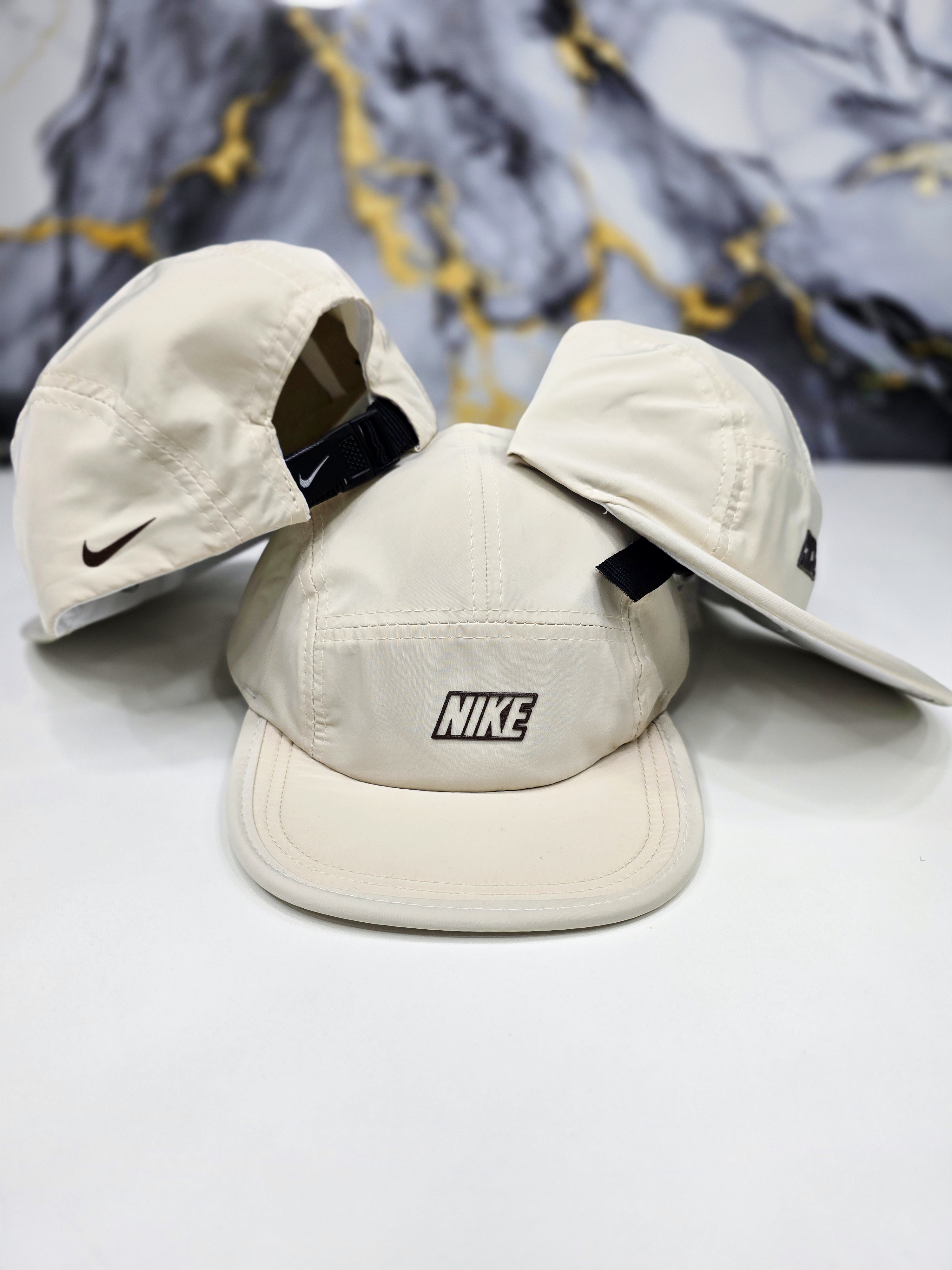 Nike DRI fit molly