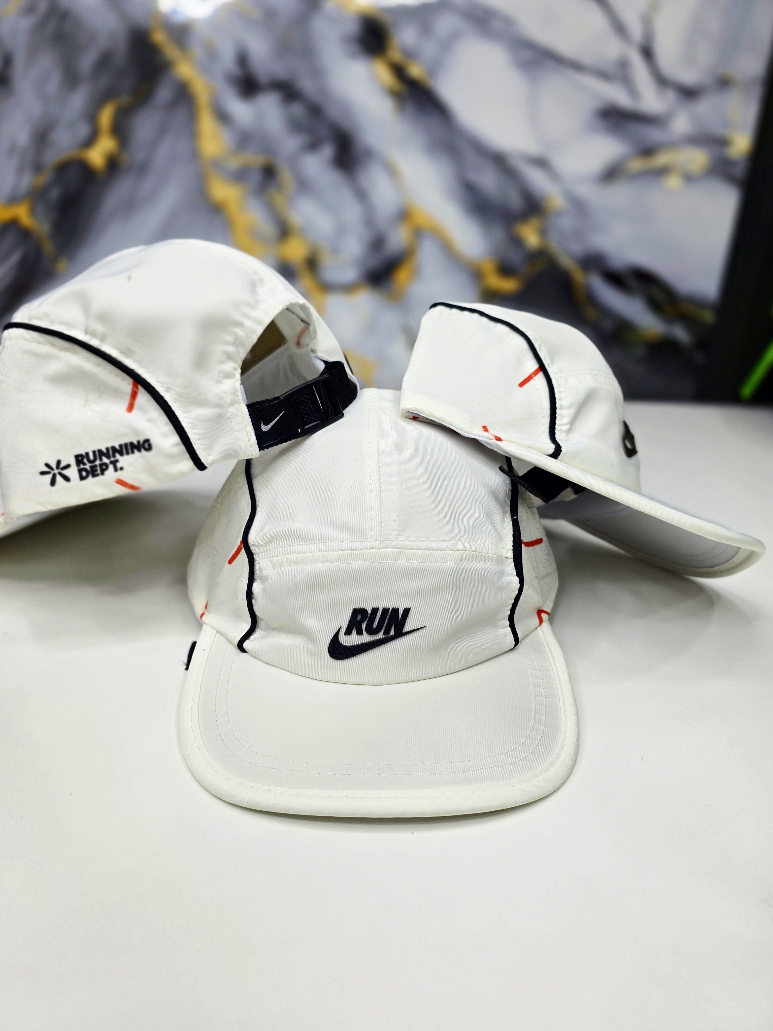 Nike DRI fit molly