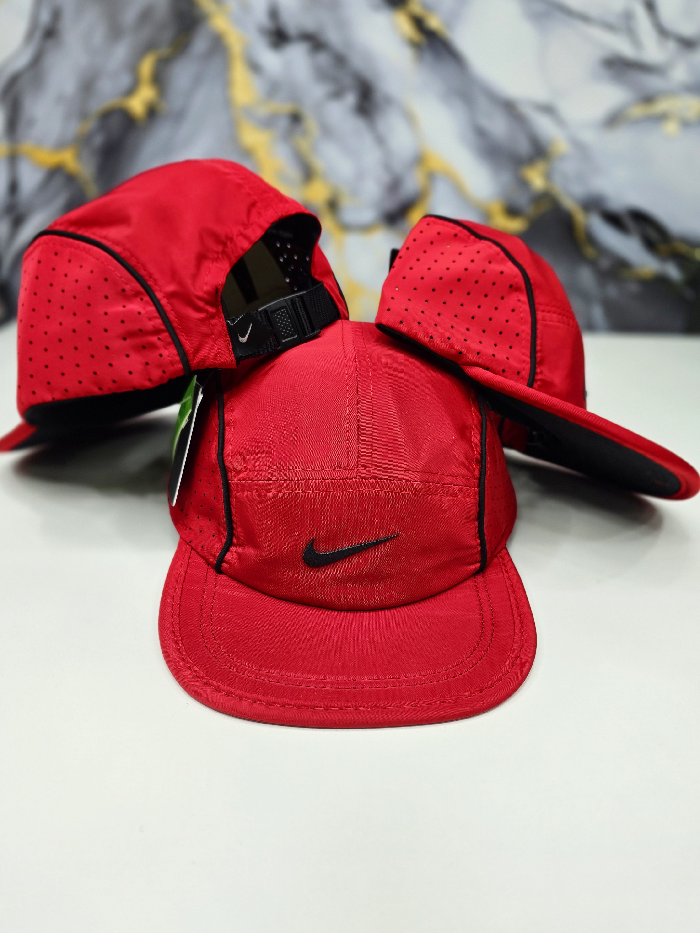 Nike DRI fit molly