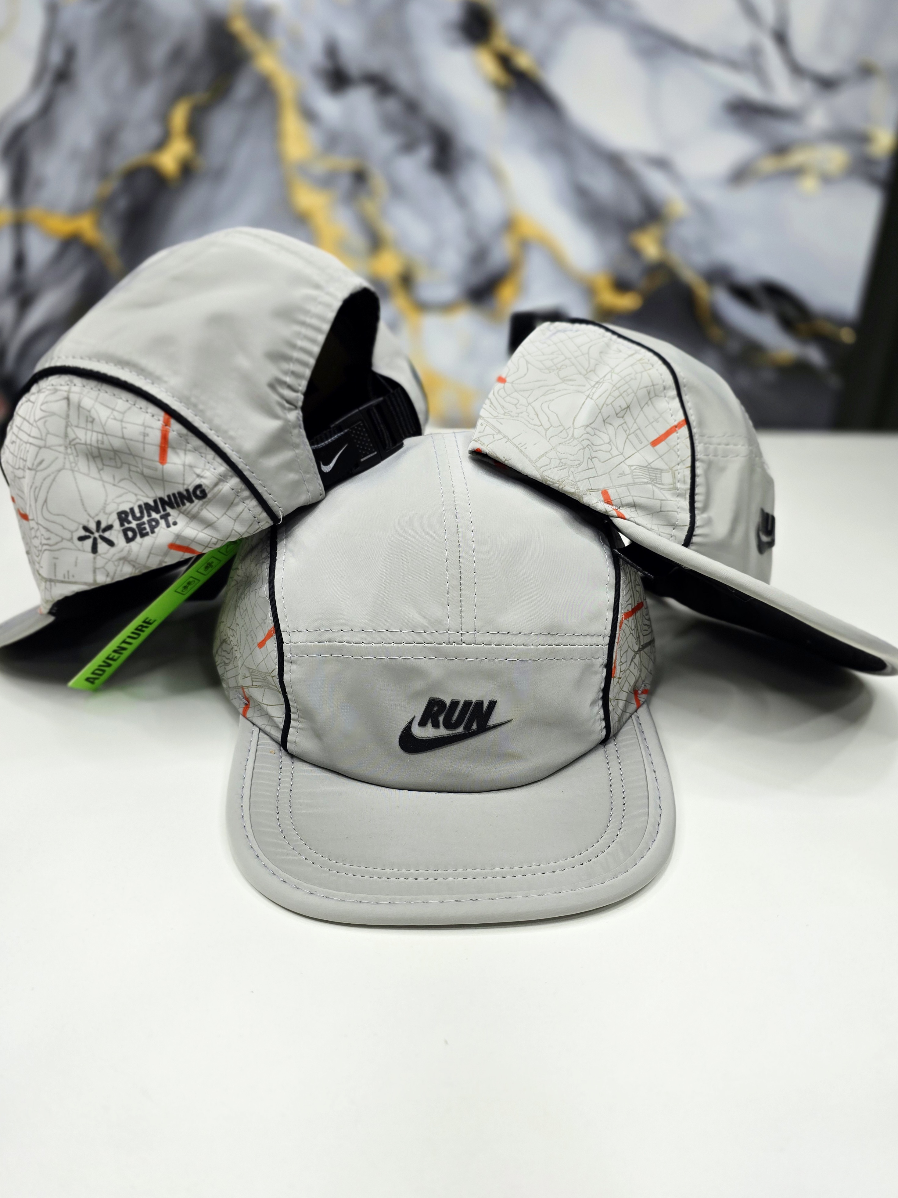 Nike DRI fit molly