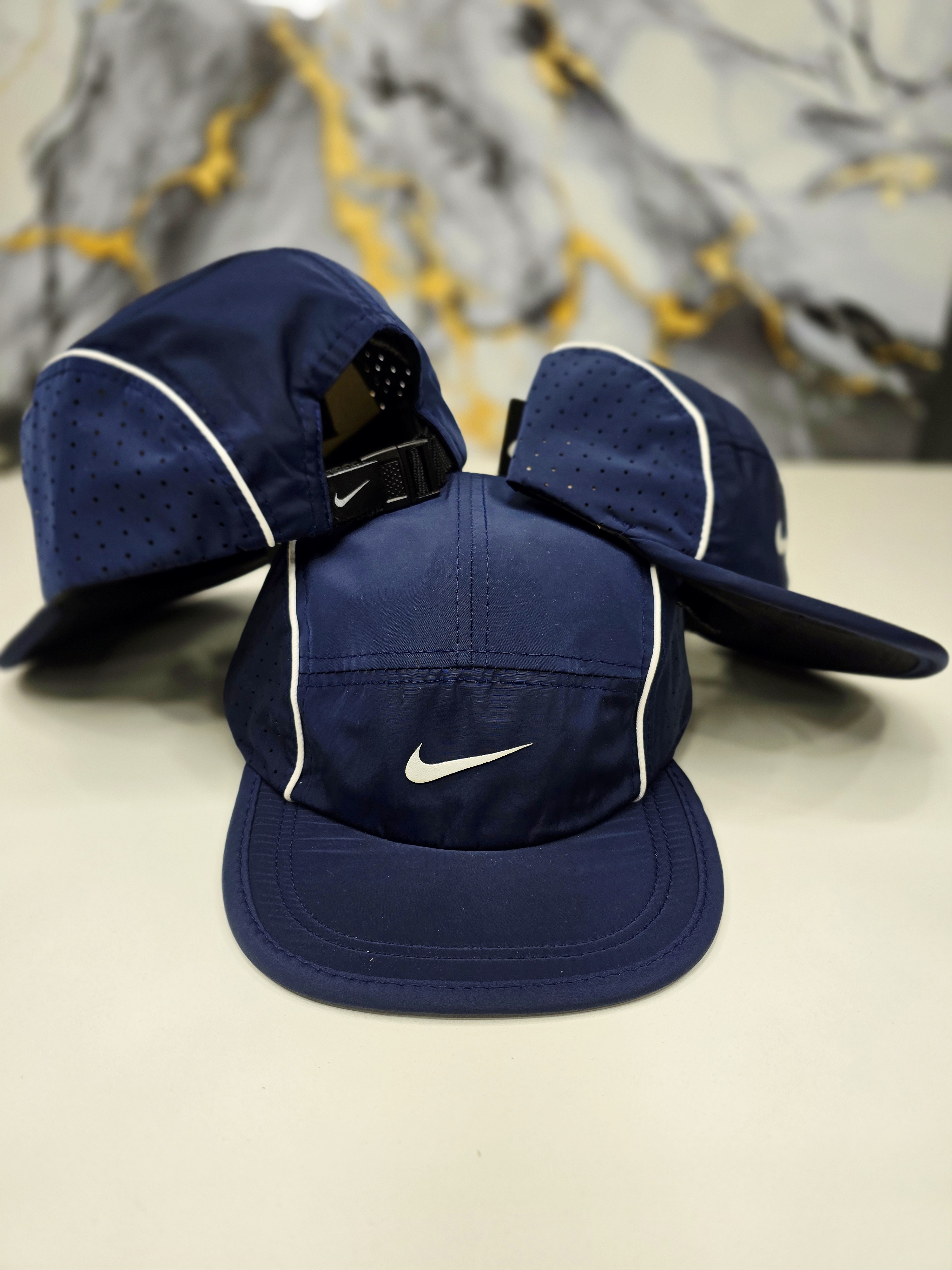 Nike DRI fit molly
